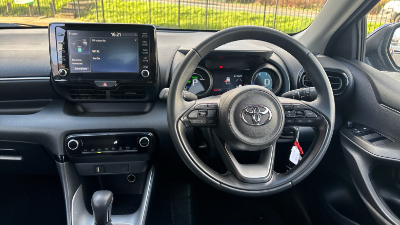 Toyota Yaris 1.5 Hybrid Design 5dr CVT Hybrid Hatchback